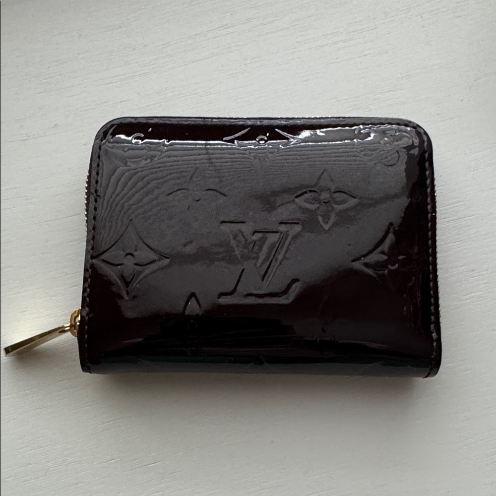 Louis Vuitton LV Vernis Zippy wallet